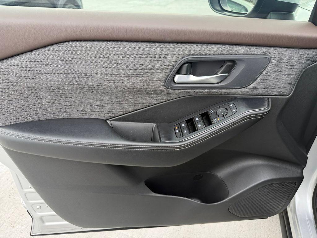 used 2023 Nissan Rogue car, priced at $18,999