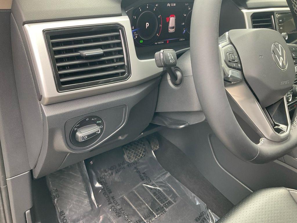 used 2022 Volkswagen Atlas car, priced at $21,999