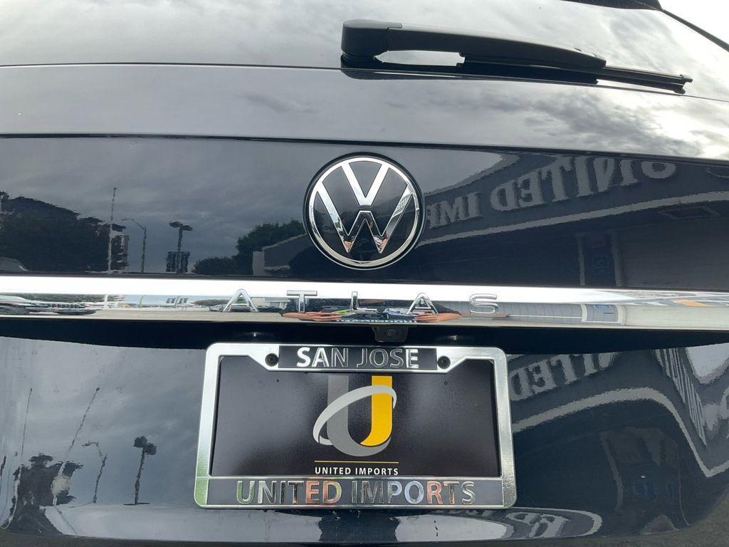 used 2022 Volkswagen Atlas car, priced at $21,999