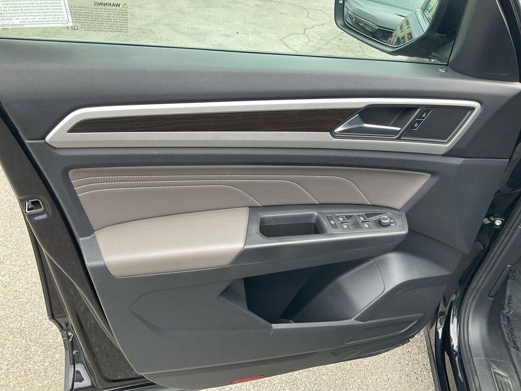 used 2022 Volkswagen Atlas car, priced at $21,999