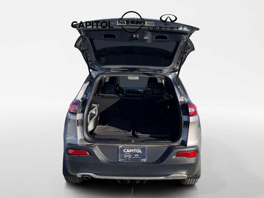 used 2014 Jeep Cherokee car, priced at $9,999