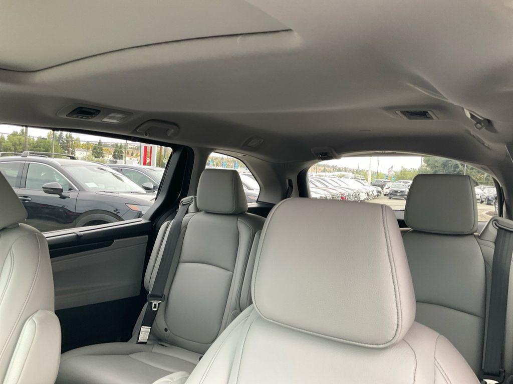 2022 Modern Steel Metallic Honda Odyssey