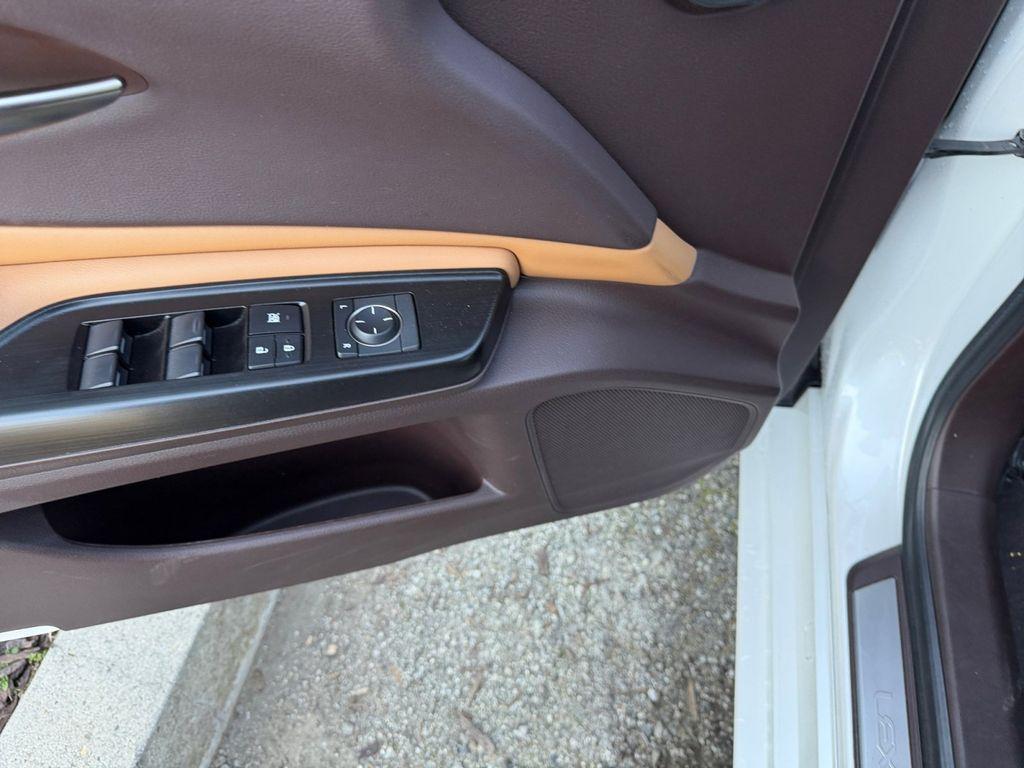 used 2019 Lexus ES 350 car, priced at $29,800