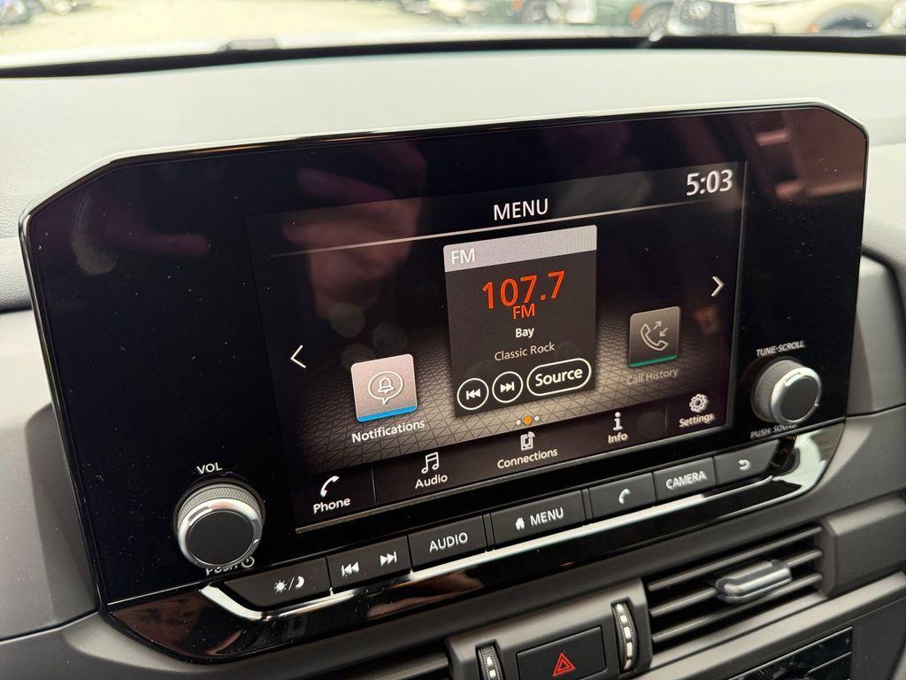 new 2025 Nissan Pathfinder car, priced at $31,962