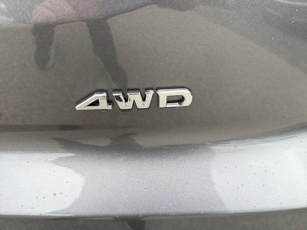 new 2025 Nissan Pathfinder car, priced at $31,962