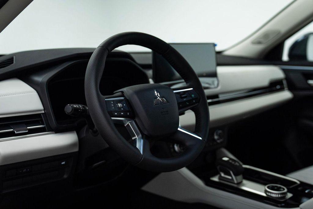 new 2025 Mitsubishi Outlander PHEV car, priced at $50,225