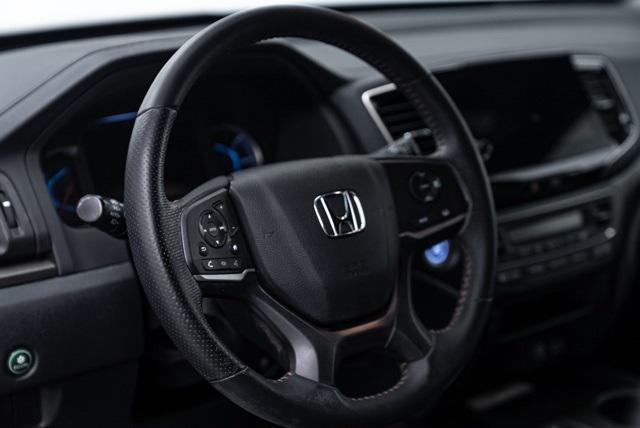 used 2022 Honda Pilot car, priced at $27,900