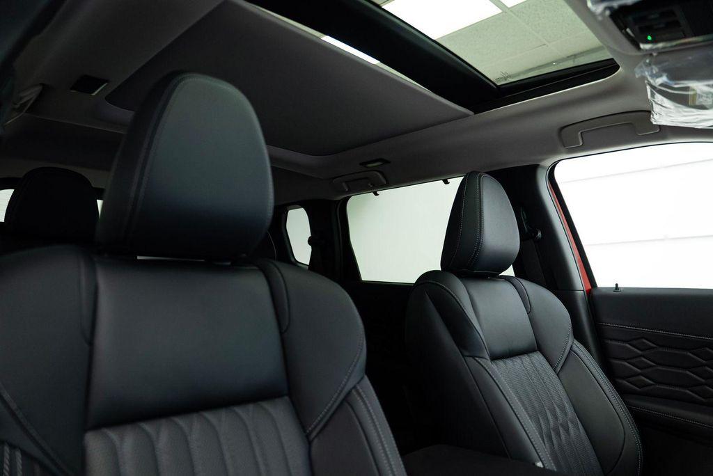 new 2025 Mitsubishi Outlander PHEV car, priced at $49,980