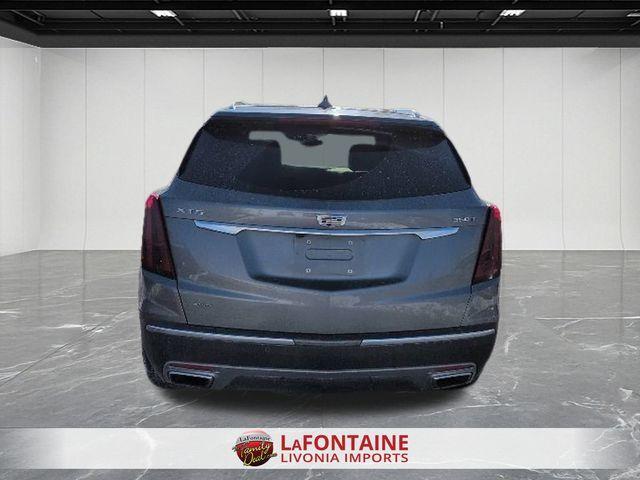 used 2022 Cadillac XT5 car, priced at $25,028