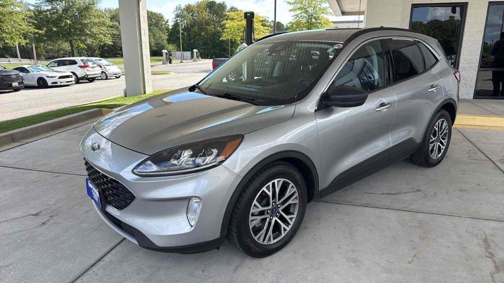 used 2022 Ford Escape car, priced at $25,995