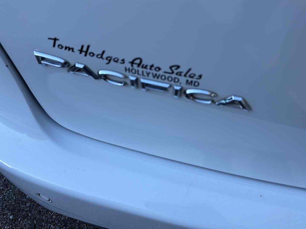 used 2018 Chrysler Pacifica car, priced at $17,995