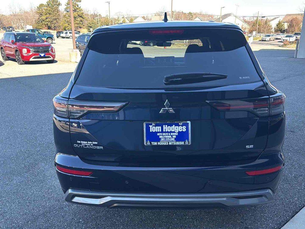 new 2026 Mitsubishi Outlander car, priced at $39,115