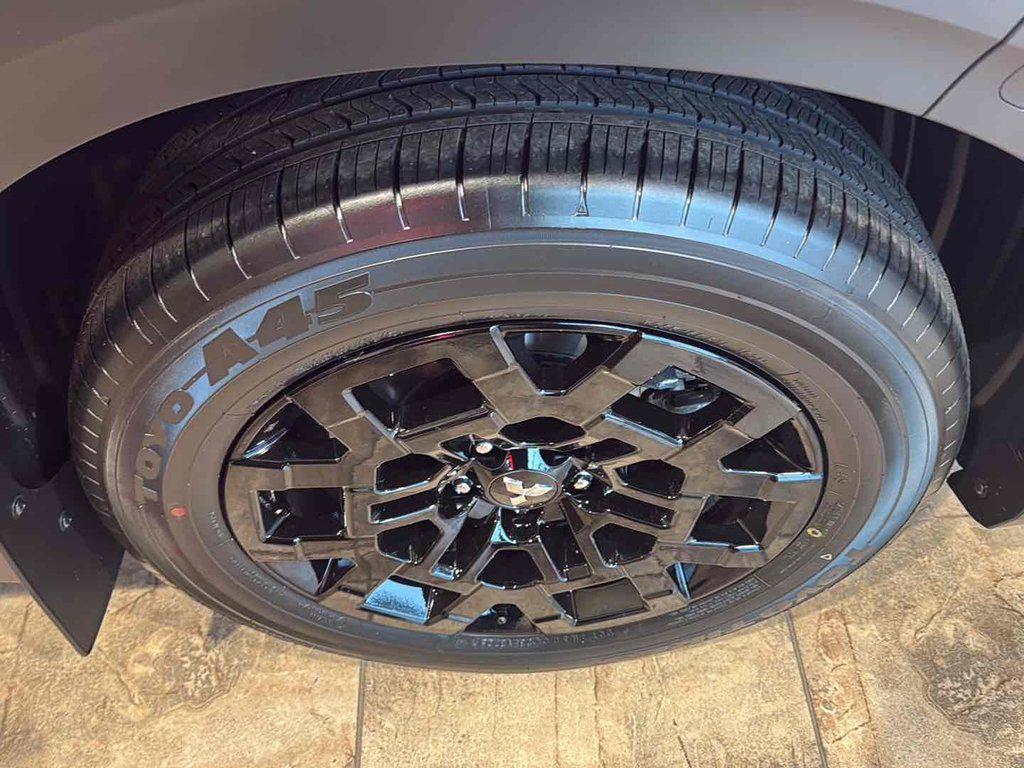 new 2026 Mitsubishi Outlander car, priced at $42,390