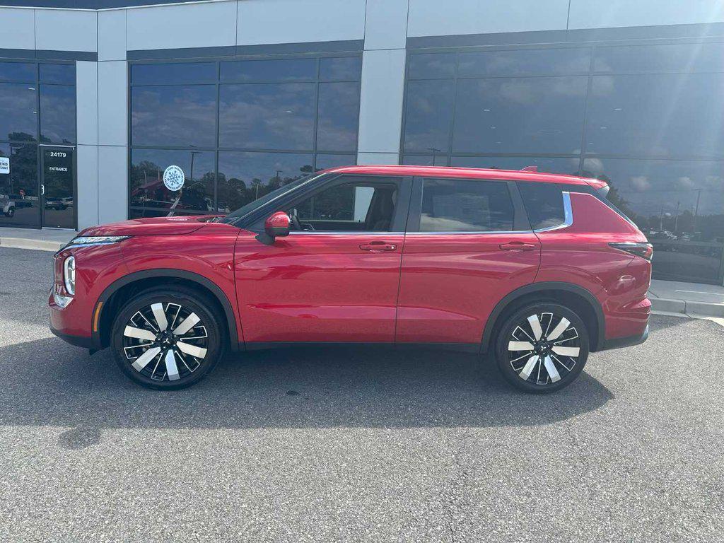 new 2025 Mitsubishi Outlander car, priced at $38,565