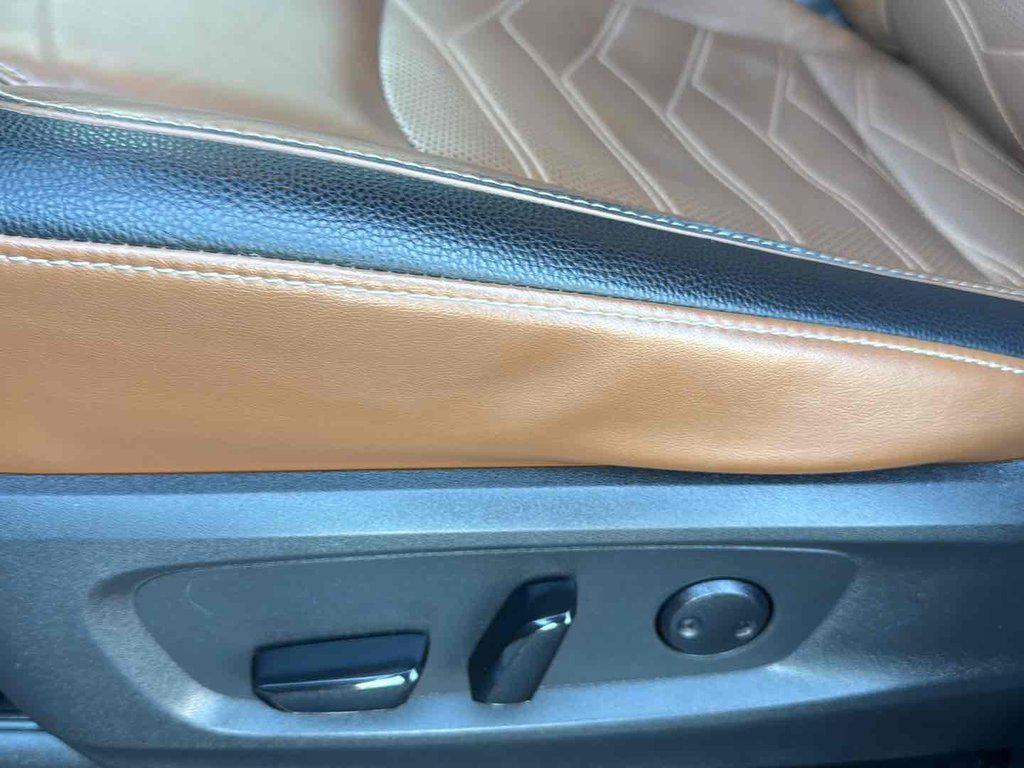 used 2023 Nissan Pathfinder car, priced at $32,995