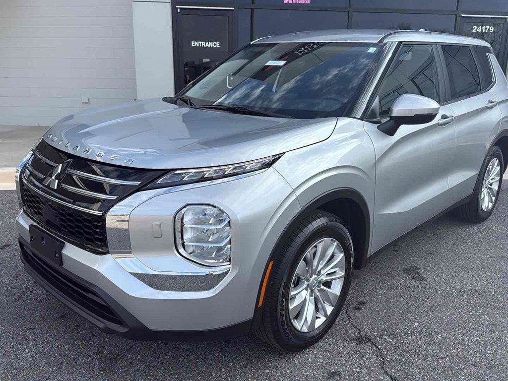 new 2026 Mitsubishi Outlander car, priced at $32,050