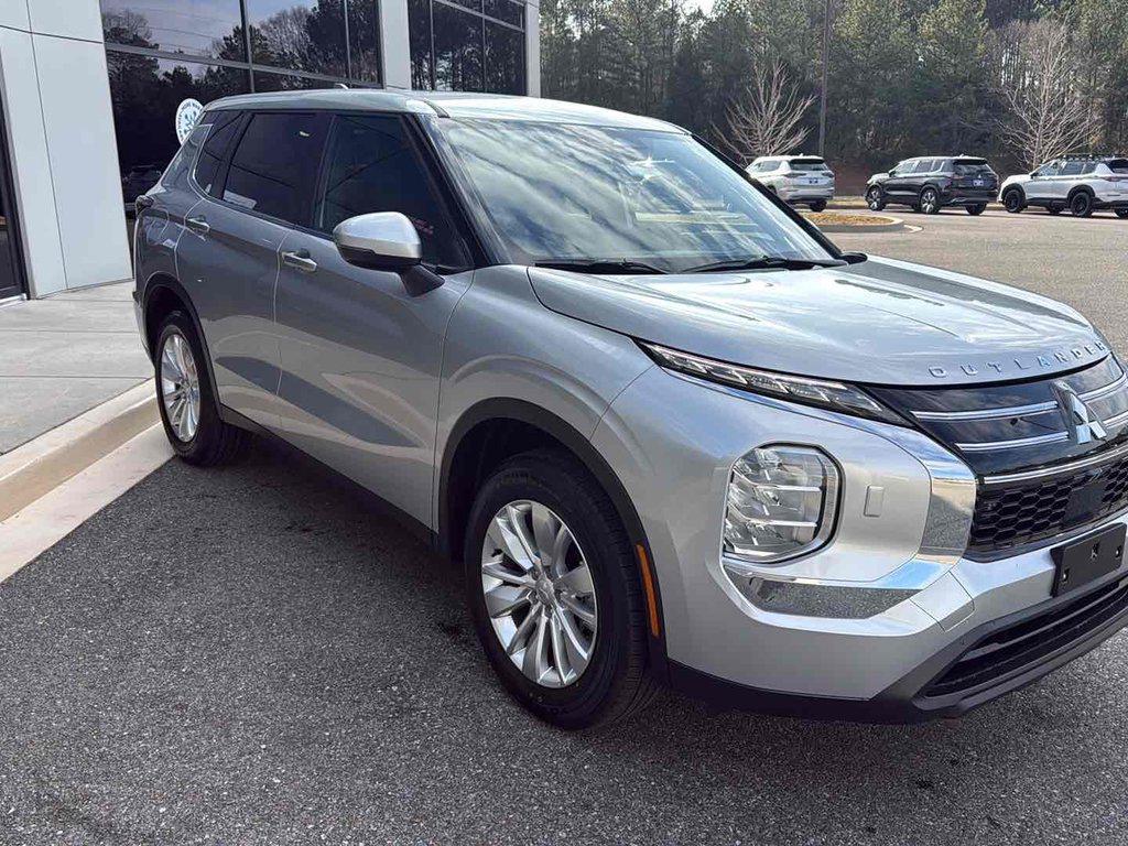 new 2026 Mitsubishi Outlander car, priced at $34,295