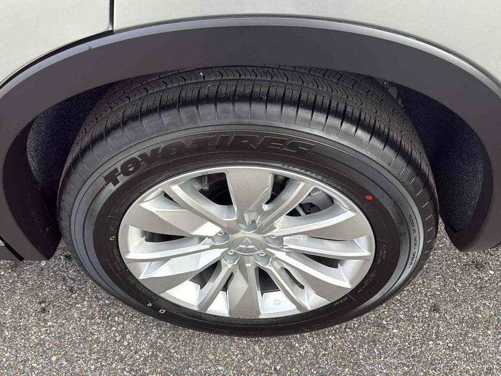 new 2026 Mitsubishi Outlander car, priced at $34,295