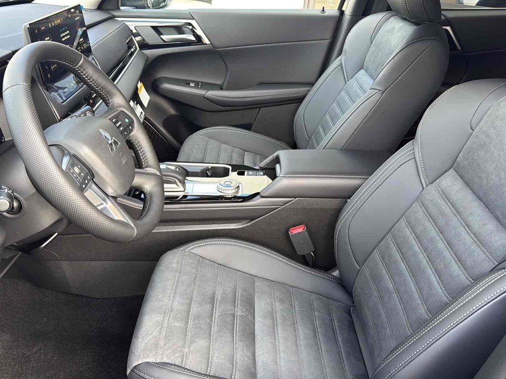 new 2026 Mitsubishi Outlander car, priced at $39,705