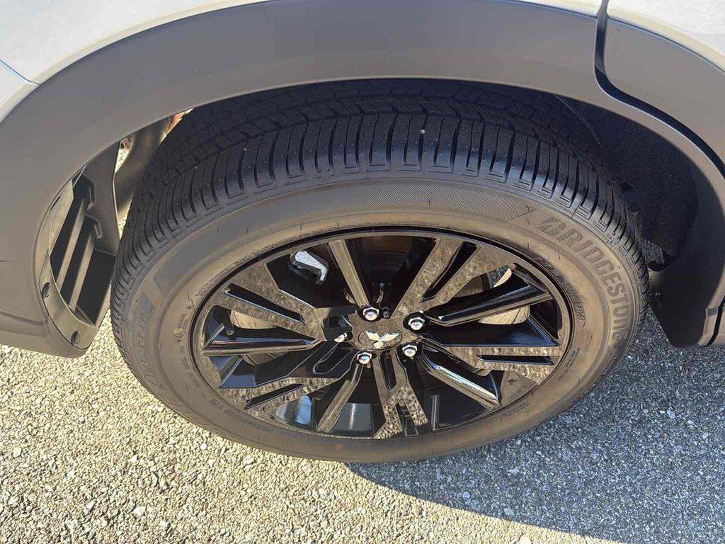 new 2026 Mitsubishi Eclipse Cross car, priced at $30,010