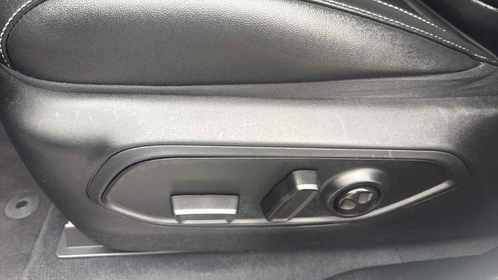 used 2023 Jeep Grand Cherokee car, priced at $34,995