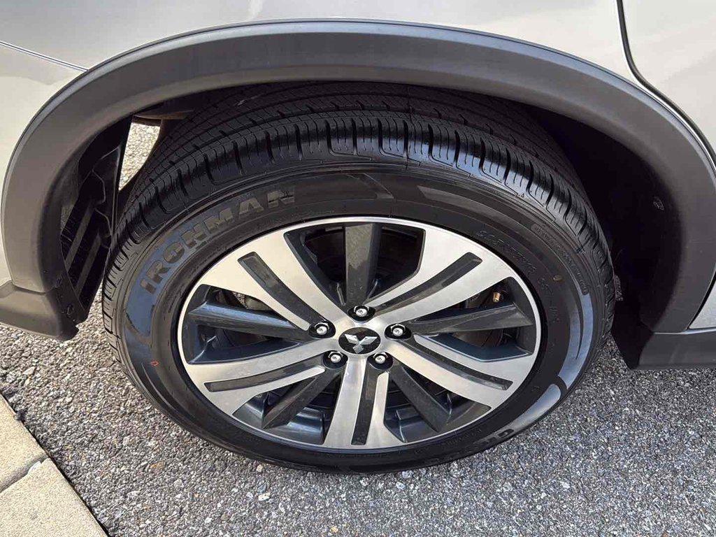 used 2024 Mitsubishi Outlander Sport car, priced at $21,995