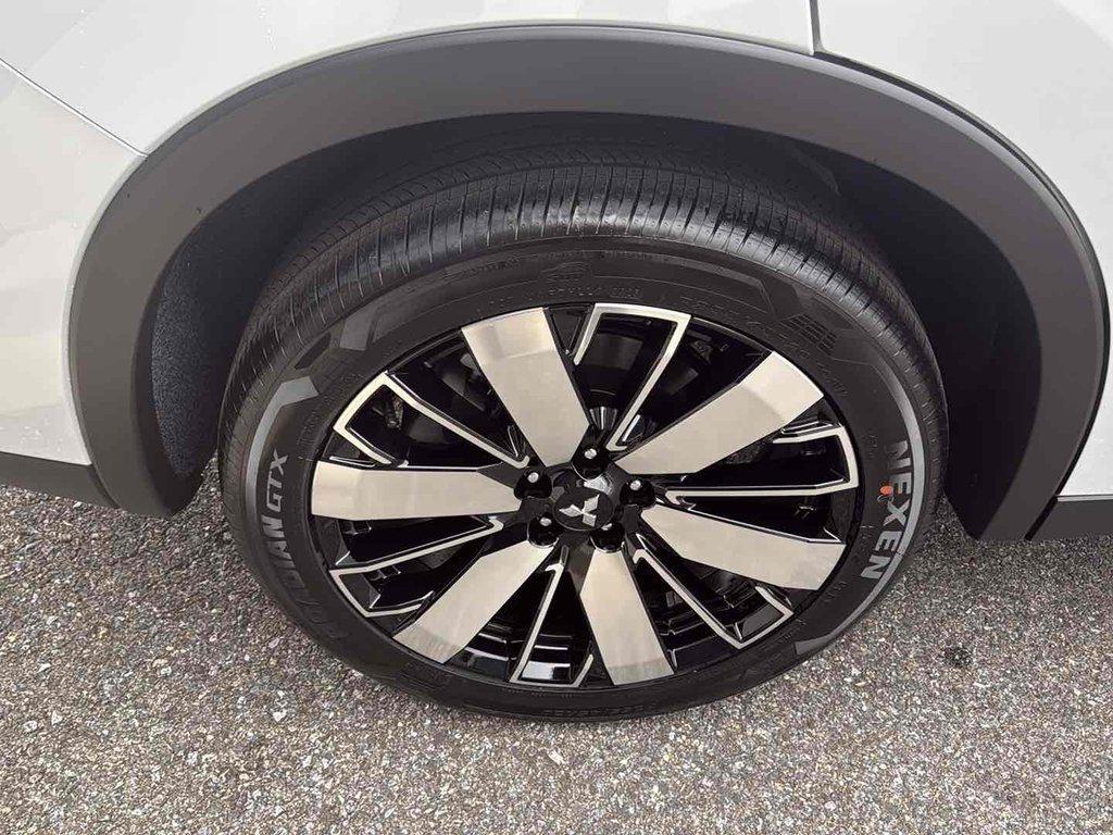 new 2026 Mitsubishi Outlander car, priced at $42,545