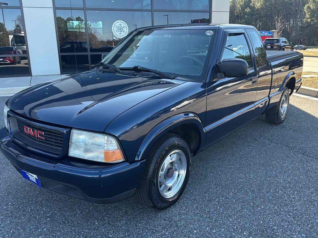 used 2001 GMC Sonoma car, priced at $7,995