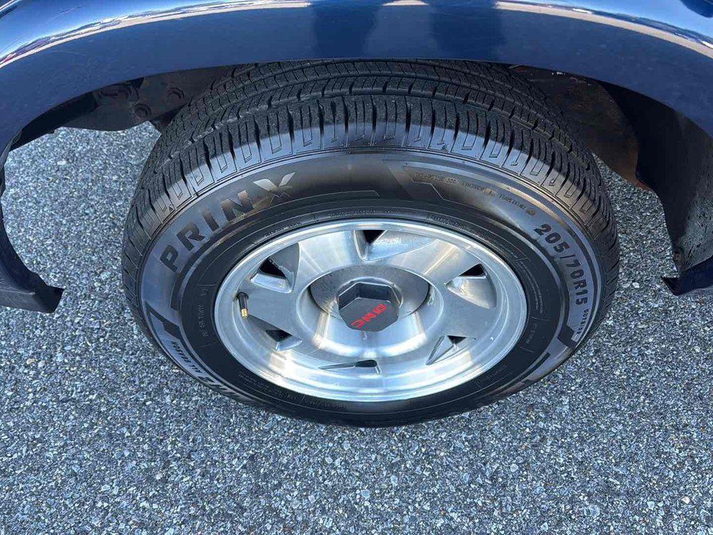 used 2001 GMC Sonoma car, priced at $7,995