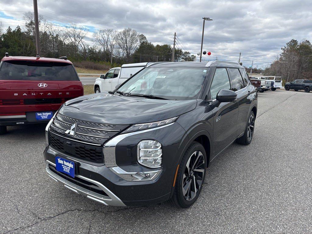 new 2025 Mitsubishi Outlander PHEV car, priced at $48,310