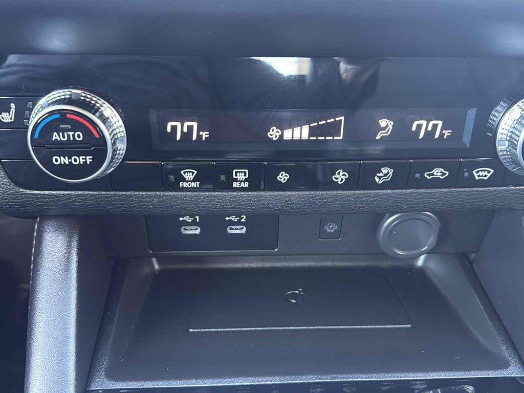 used 2025 Mitsubishi Outlander car, priced at $29,995