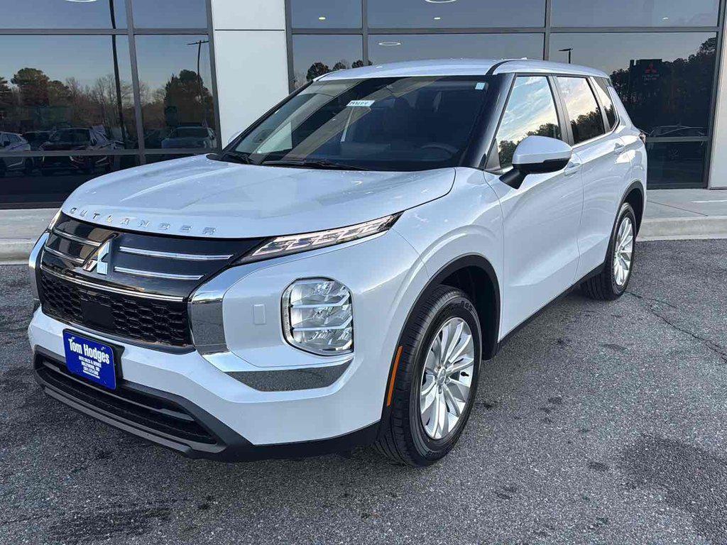 new 2026 Mitsubishi Outlander car, priced at $32,785