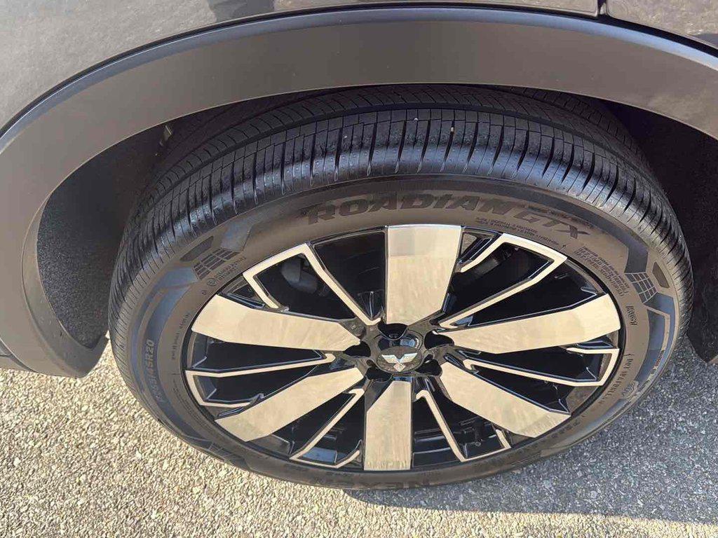 used 2025 Mitsubishi Outlander car, priced at $30,995