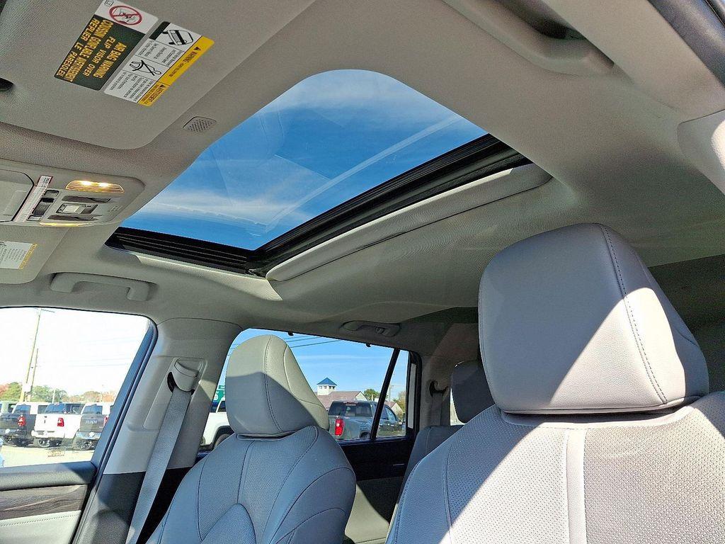 used 2020 Toyota Highlander car, priced at $28,300