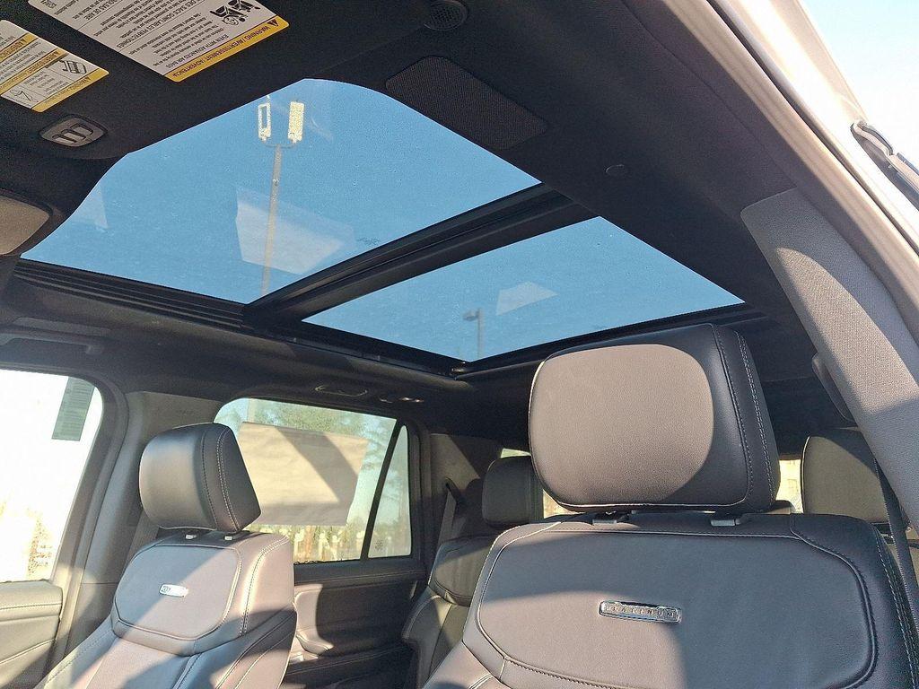 new 2025 Ford Expedition car, priced at $84,985