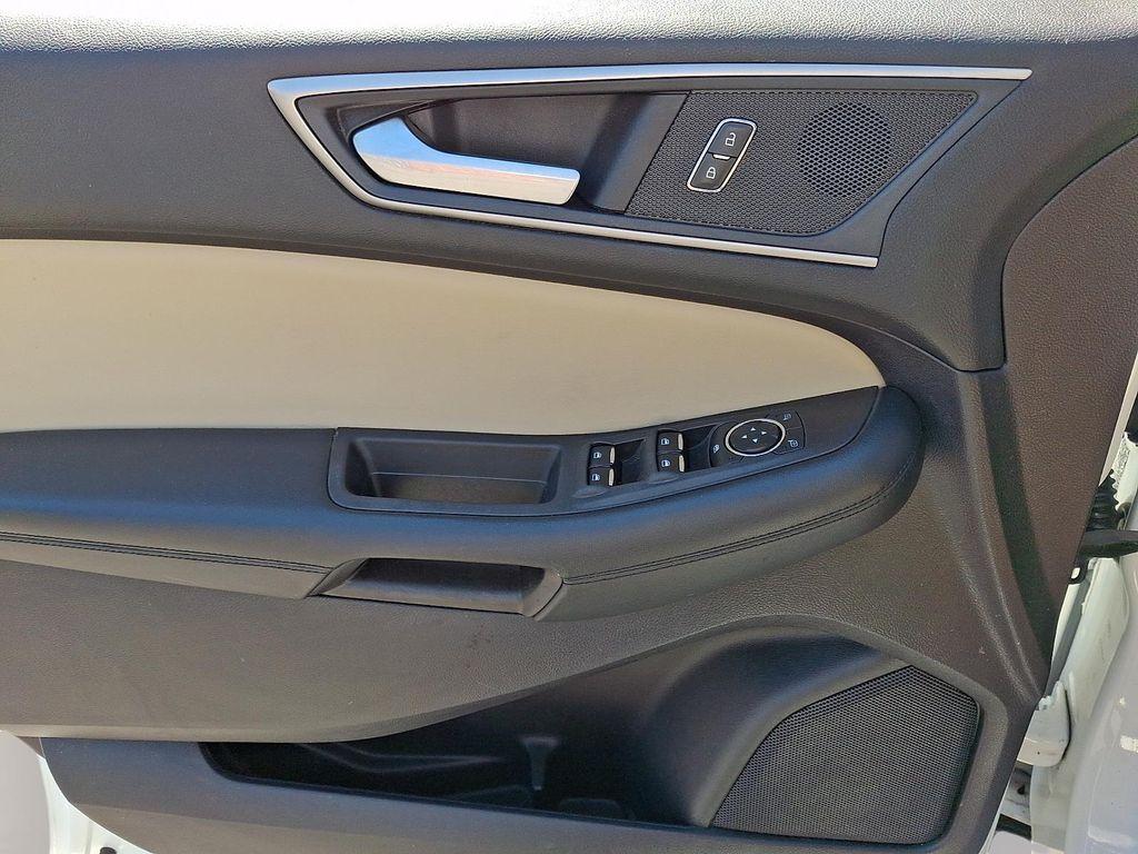 used 2021 Ford Edge car, priced at $20,000