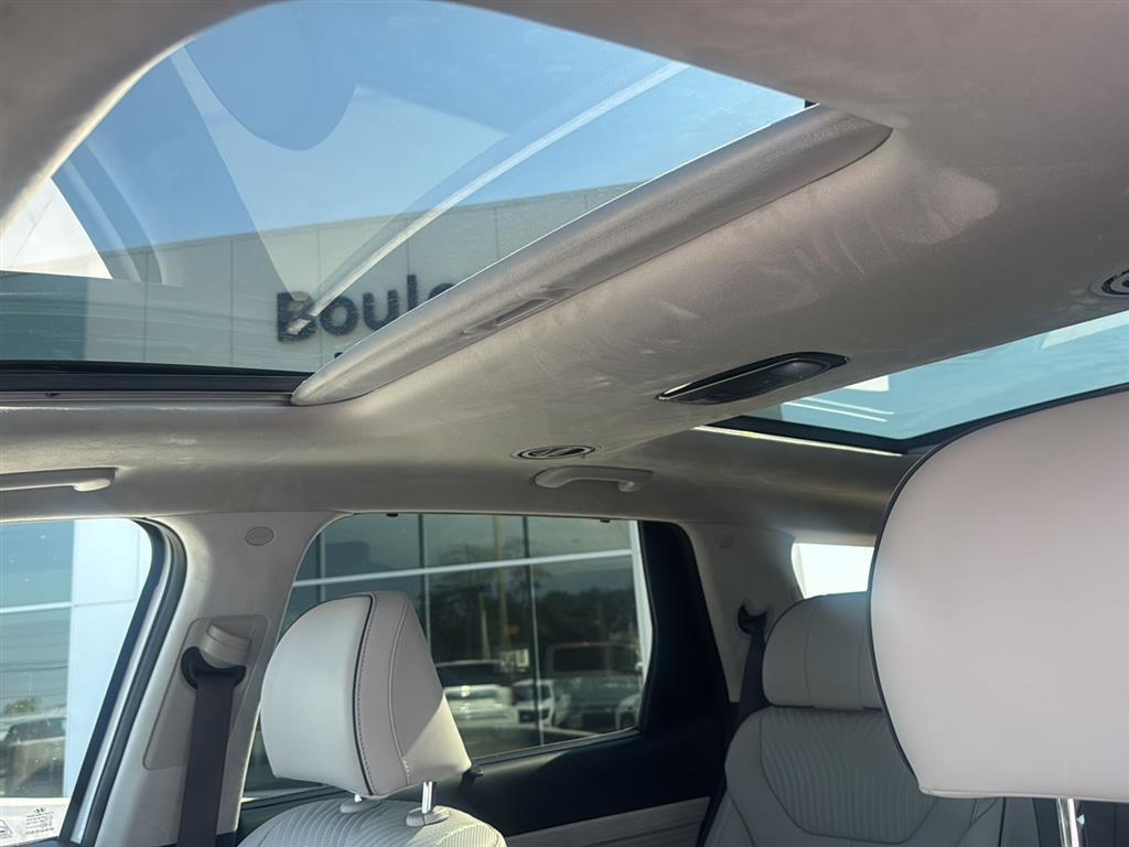 used 2025 Hyundai Palisade car, priced at $49,000