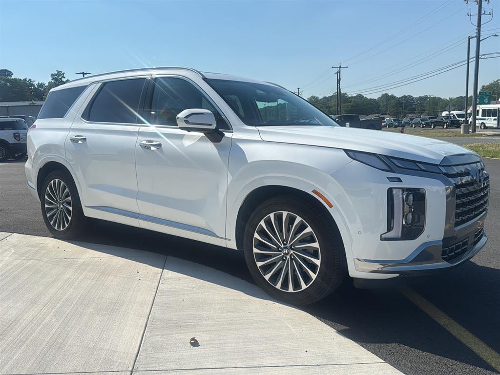 used 2025 Hyundai Palisade car, priced at $49,000