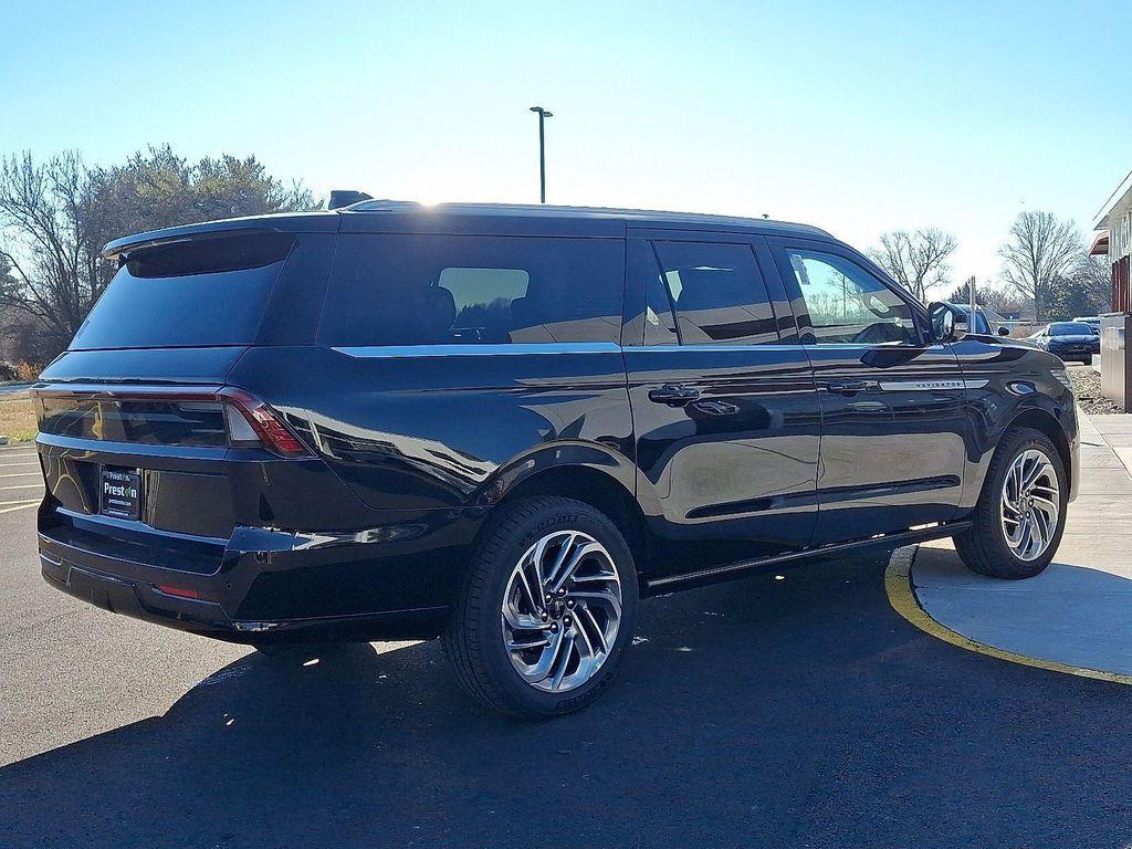new 2025 Lincoln Navigator car, priced at $99,312