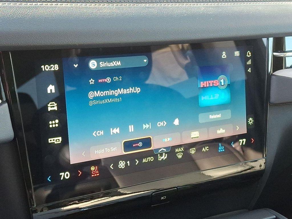 new 2025 Lincoln Navigator car, priced at $99,312