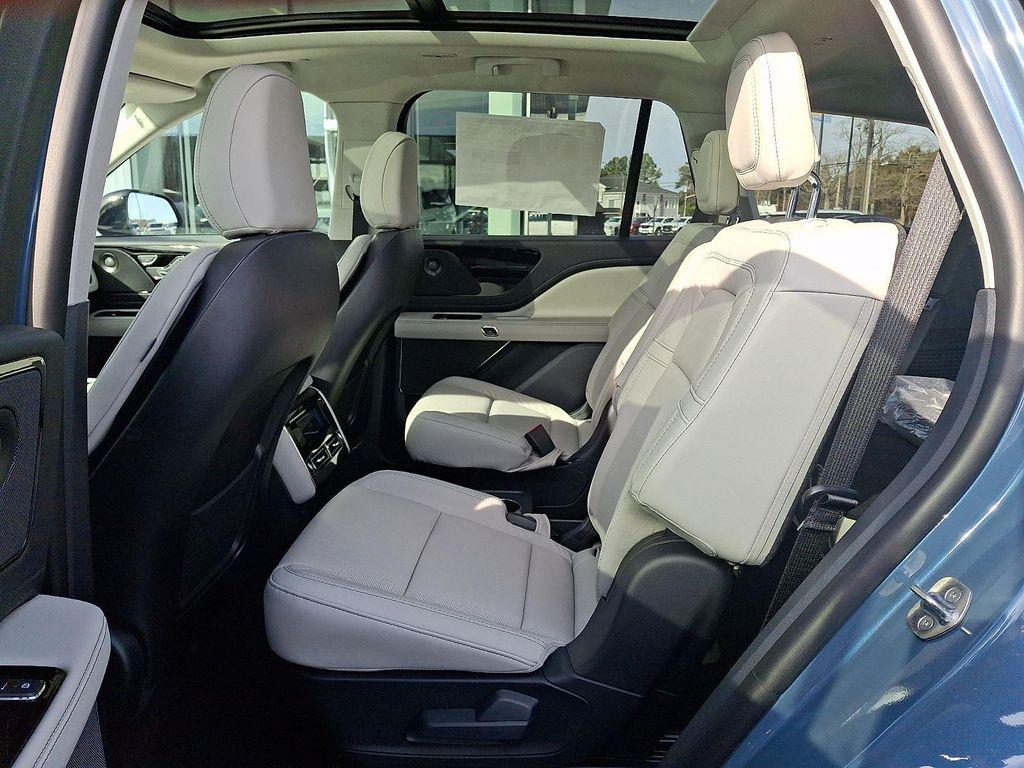 new 2026 Lincoln Aviator car, priced at $66,487