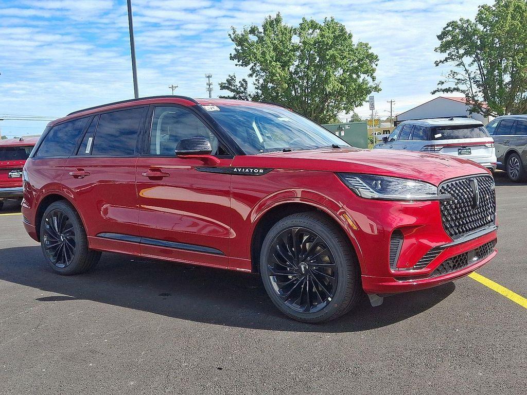 new 2025 Lincoln Aviator car, priced at $72,562