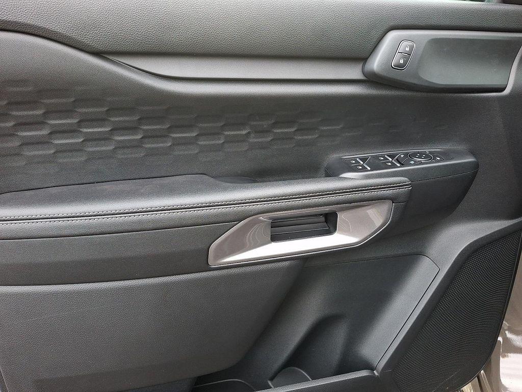 new 2025 Ford Ranger car, priced at $41,674