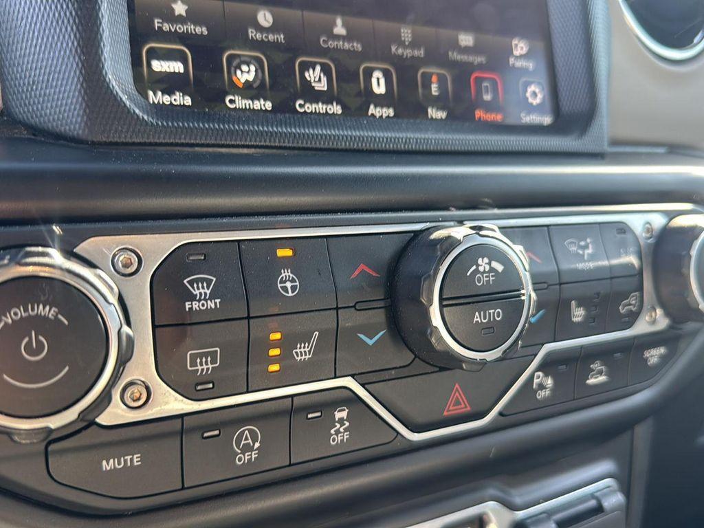 used 2022 Jeep Wrangler Unlimited car, priced at $37,000