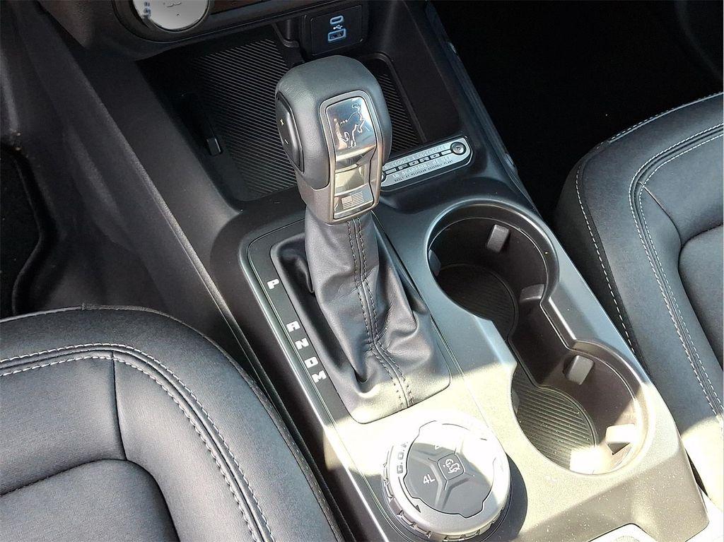 new 2025 Ford Bronco car, priced at $45,374