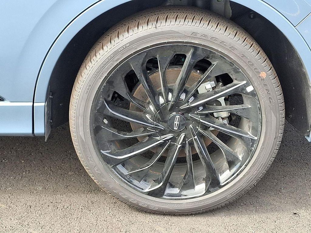 new 2025 Lincoln Aviator car, priced at $74,208