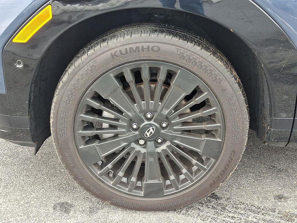 used 2025 Hyundai SANTA FE HEV car, priced at $41,000