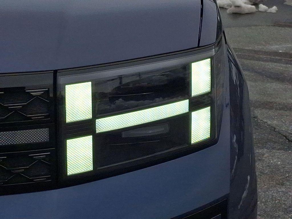 used 2025 Hyundai SANTA FE HEV car, priced at $41,000