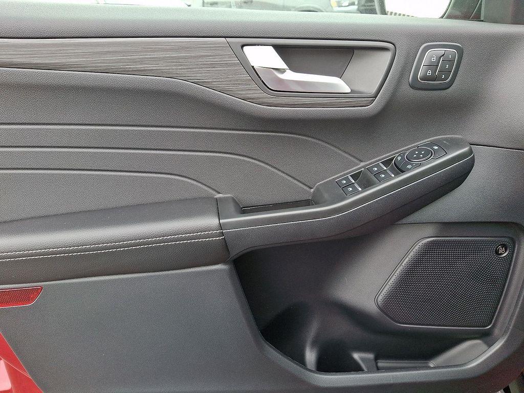 new 2026 Ford Escape PHEV car, priced at $34,807