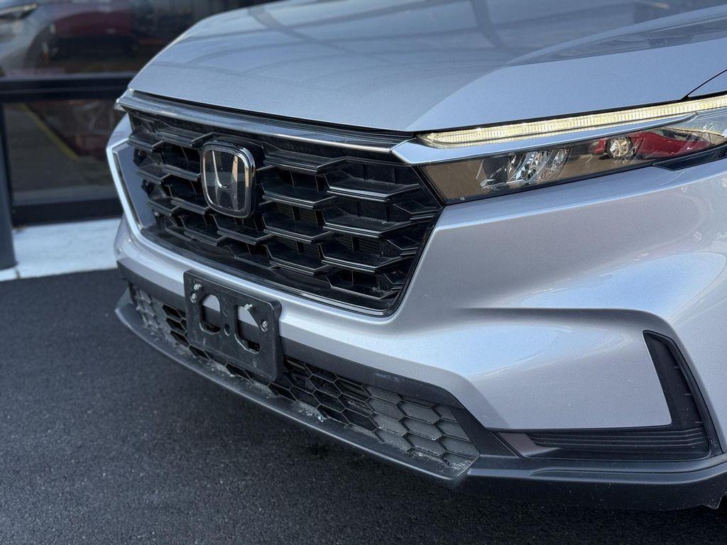 used 2024 Honda CR-V car, priced at $31,000